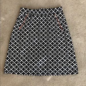 Lelis black and white patterned skirt